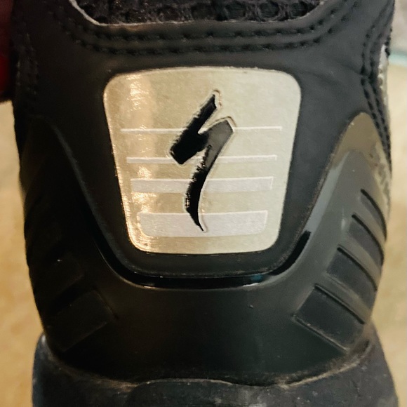 Specialized Black Rime Racing/Bike Shoes w/clip-in’s - Picture 3 of 5